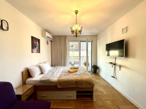 YellowHouse